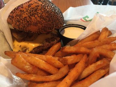 Foodie Friday: Jake’s offers a new option for burgers