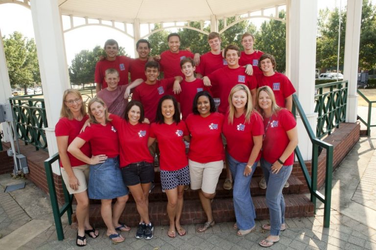 Moms, sons bond and serve