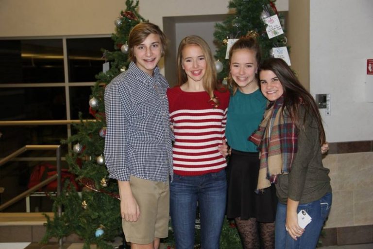 Argyle community gives back