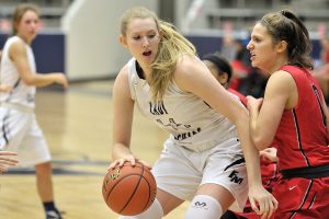 Lauren Cox, the top-ranked high school basketball recruit in the nation, has big expectations for her senior year at Flower Mound High School.
