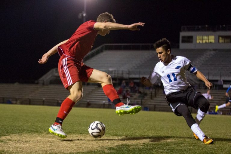 Soccer teams shoot for big goals