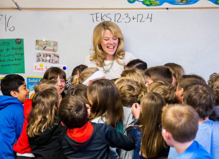 Argyle teacher chosen as finalist for HEB award