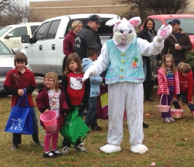 Double Oak prepares for pancake breakfast and egg hunt