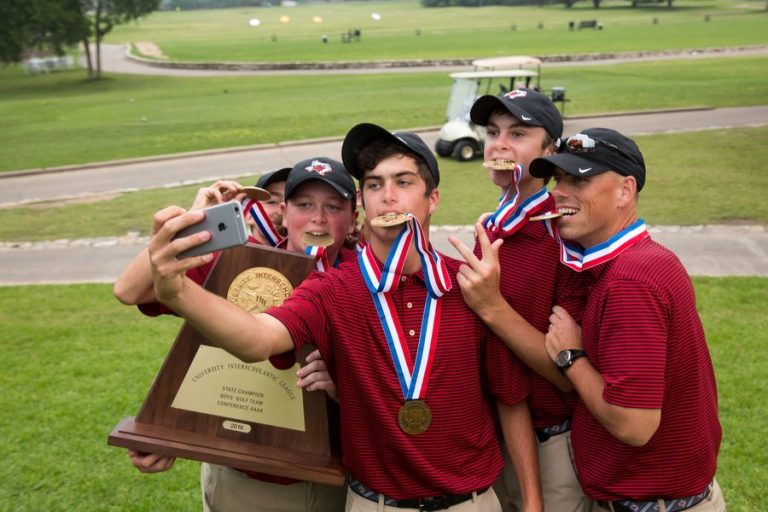 Argyle golf takes state title for second year