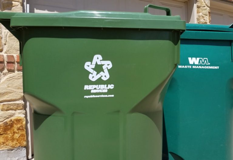 Double Oak’s trash service contract to be sold to new provider