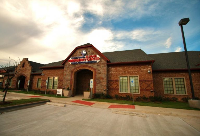 Flower Mound Emergency Center earns Lantern Award