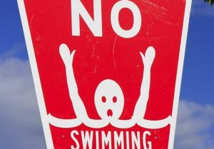 no swimming sign stroup