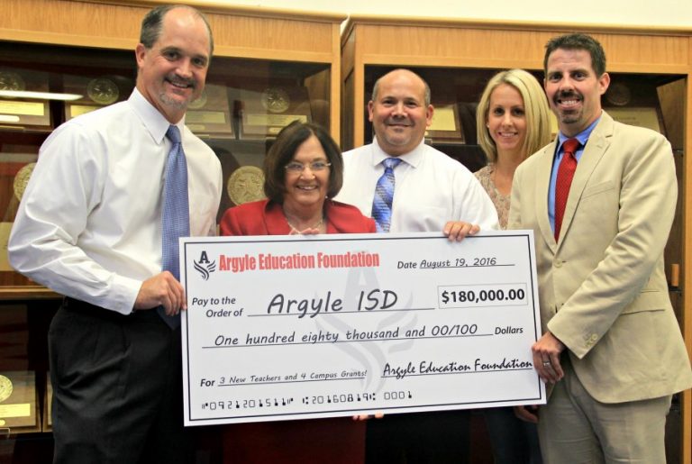 Foundation awards grant to Argyle ISD