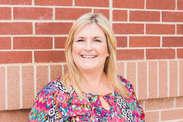 Lamar Middle School teacher named secondary educator of year