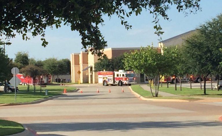 Odor prompts shoe store evacuation