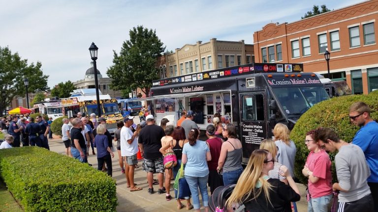 Foodie Friday: 4th Annual FloMo Food Truck Fest
