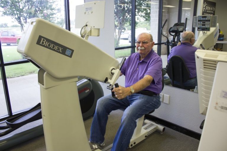 Robson Ranch resident avoids surgery with physical therapy