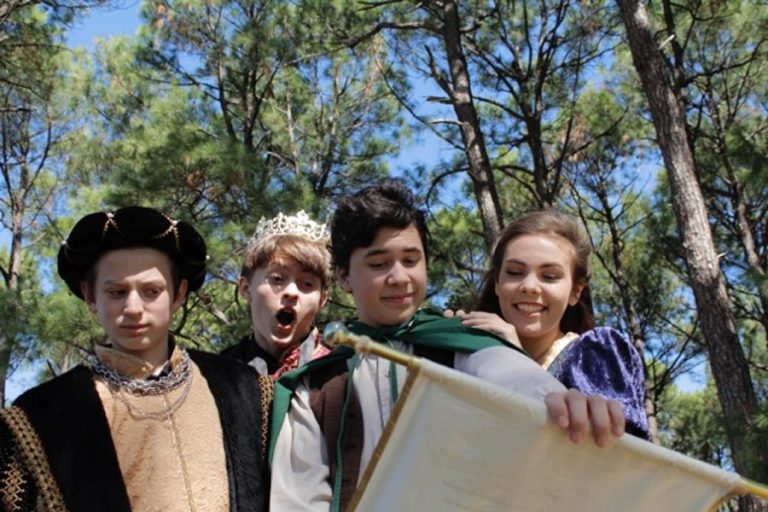 Disney stage manager schools young actors