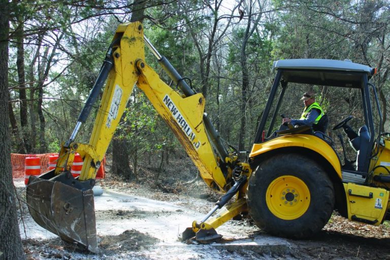 Construction of new Flower Mound trail bridge underway