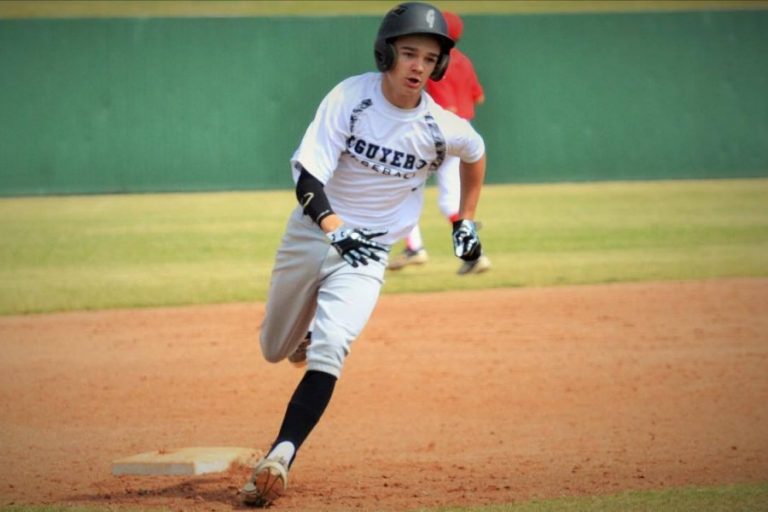 Robotic heart surgery saves the life of teenage athlete