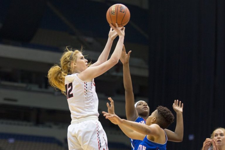 Lady Eagles heading back to title game