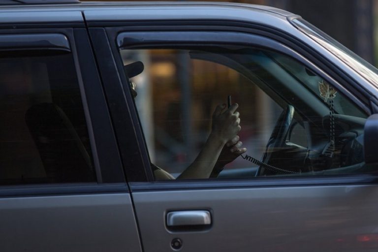 Distracted driving laws gains traction