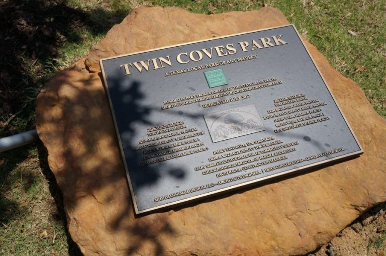 Twin Coves Park re-opens in Flower Mound