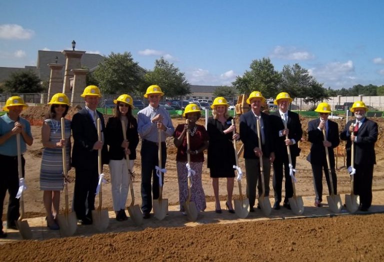 Bank breaks ground