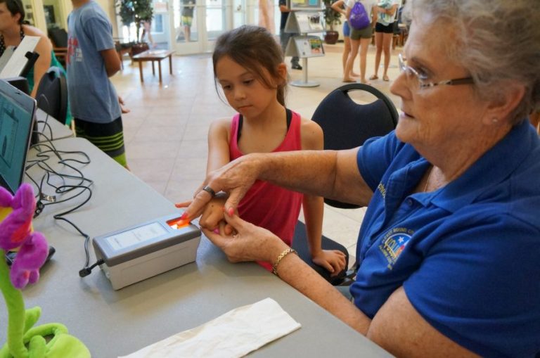 Flower Mound police offering free digital child ID kits Thursday