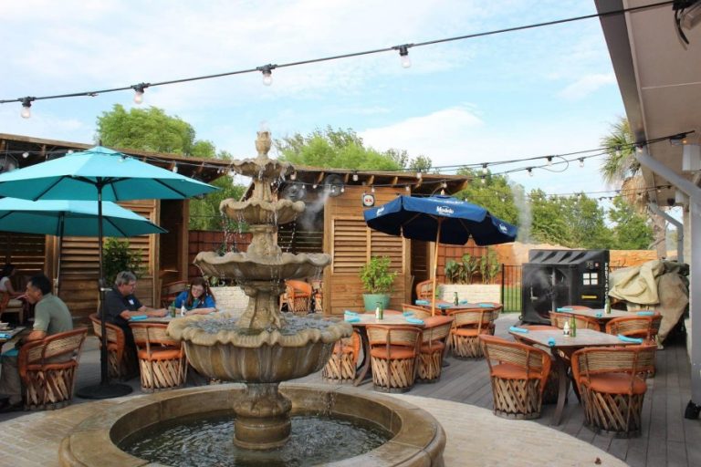 Local restaurants Pazzo, Fresco’s close