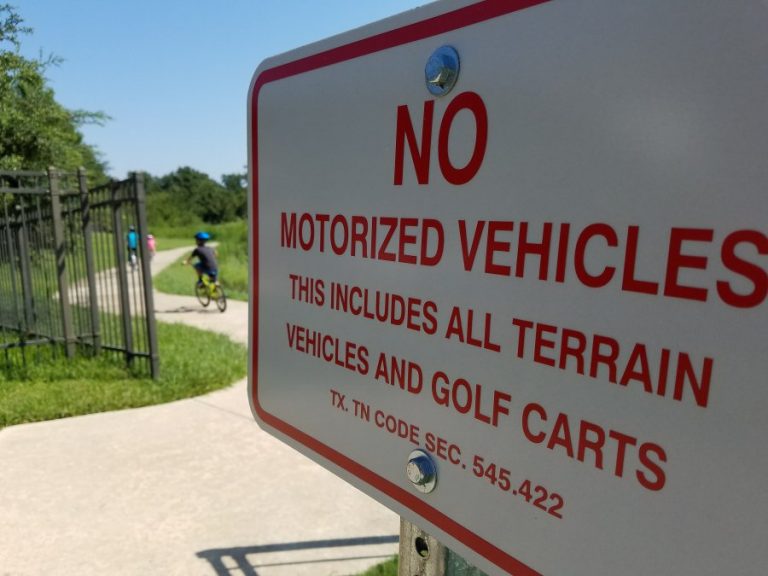 Lantana boards discuss illegal golf cart use