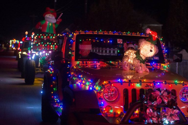 Register by Friday for Flower Mound’s Christmas Parade