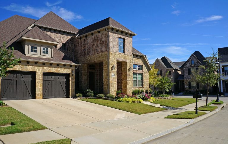 Flower Mound offers 5 winter landscaping tips