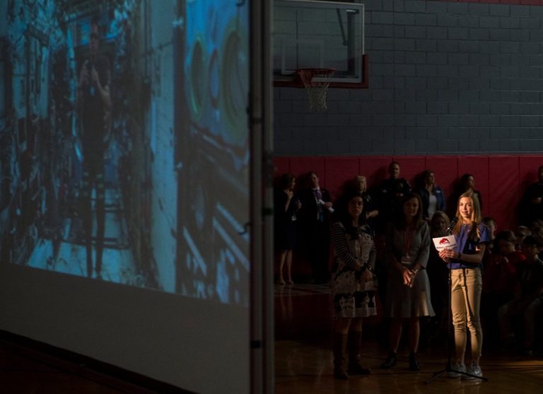 Highland Village students talk with astronaut