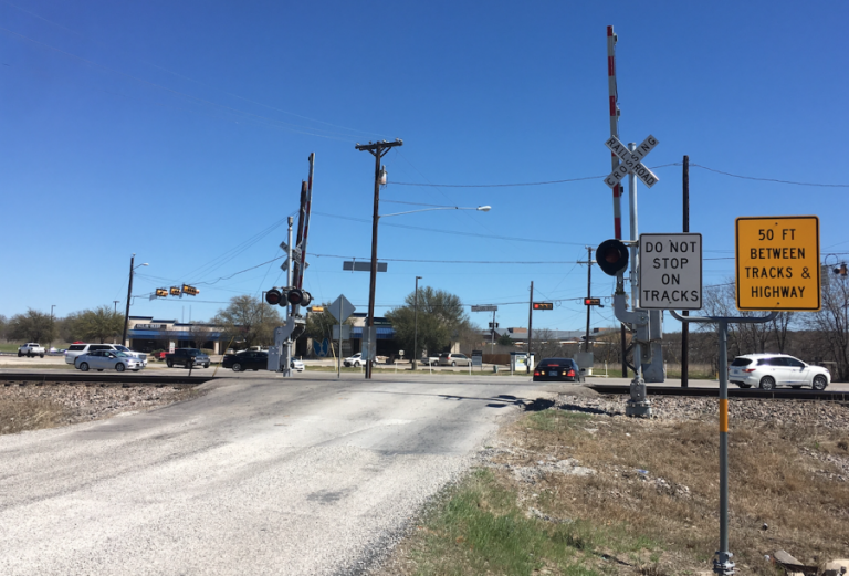 Argyle evaluating quiet railroad crossings