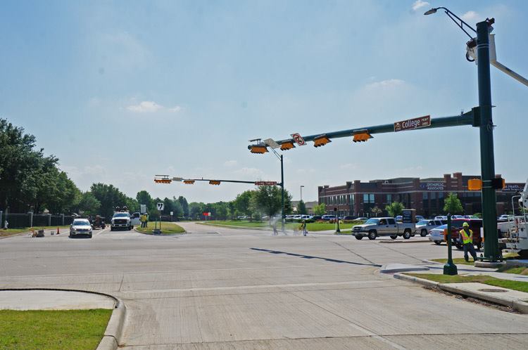 New traffic signal flashing at FM 2499 and College