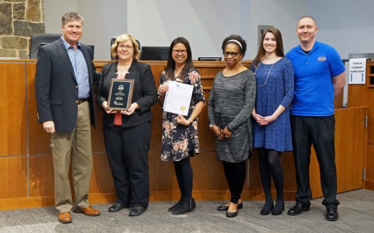 Flower Mound Library awarded for program and service excellence