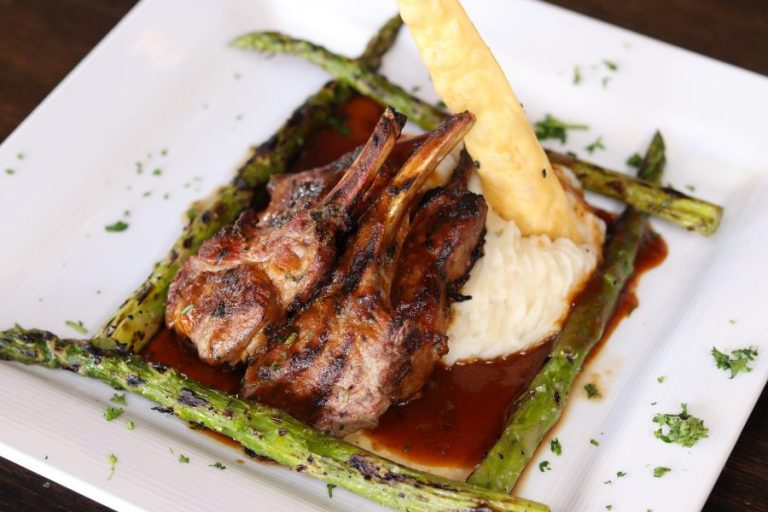 Foodie Friday: Shoal Creek Tavern