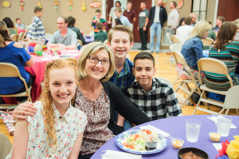 Flower Mound students honor influential teachers