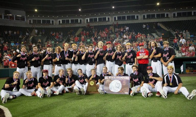 Argyle is home of hardball champions, again