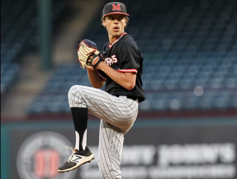 Mayfield is king of the mound