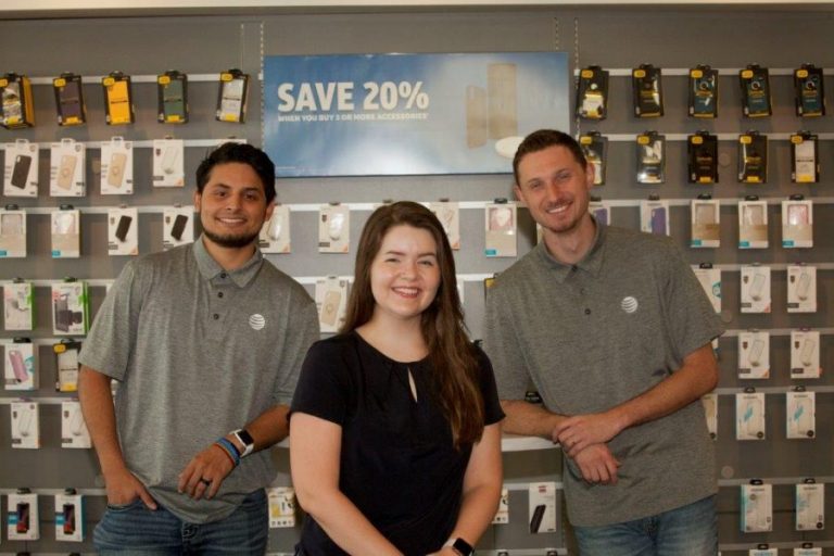 Energetic, knowledgeable staff powers AT&T store in Bartonville