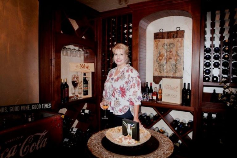 Denton County woman helps homeowners put their passion on display