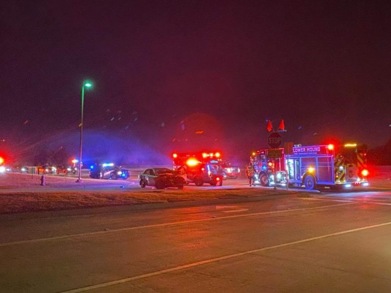 1 hospitalized after DWI suspect runs stop sign in Flower Mound