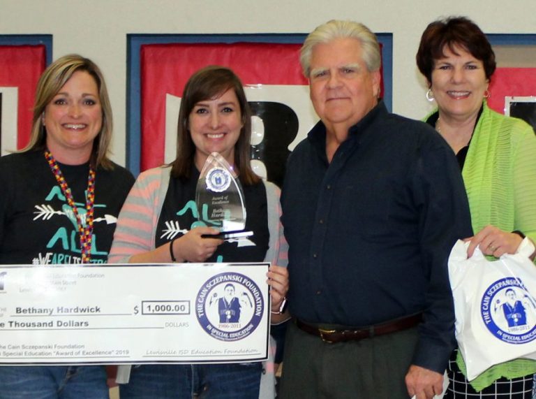 Downing Middle orchestra teacher named Grammy semifinalist