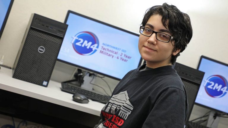 Roanoke student wins Microsoft Office skills state championship
