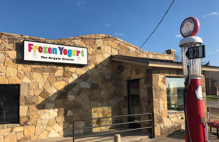 Argyle Yogurt Station closing its doors