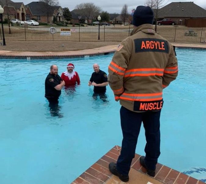 Argyle police to take polar plunge for good cause