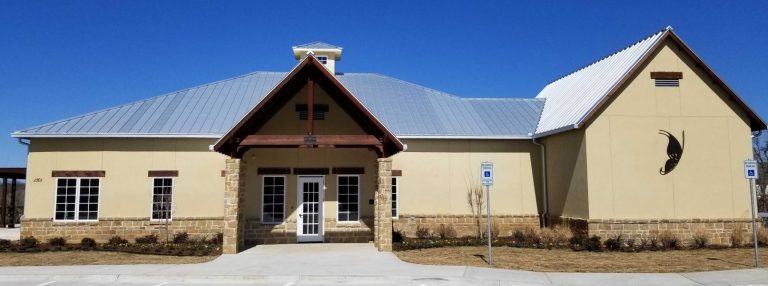Lantana community center to open this month