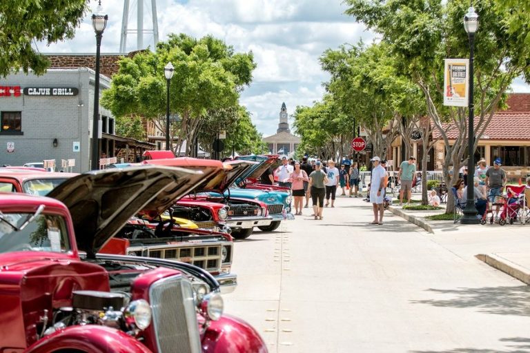 Downtown Roanoke street designated a ‘Great Place in Texas’