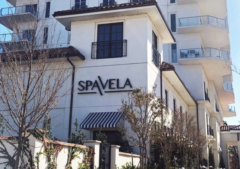 Full-service spa opens in Lakeside