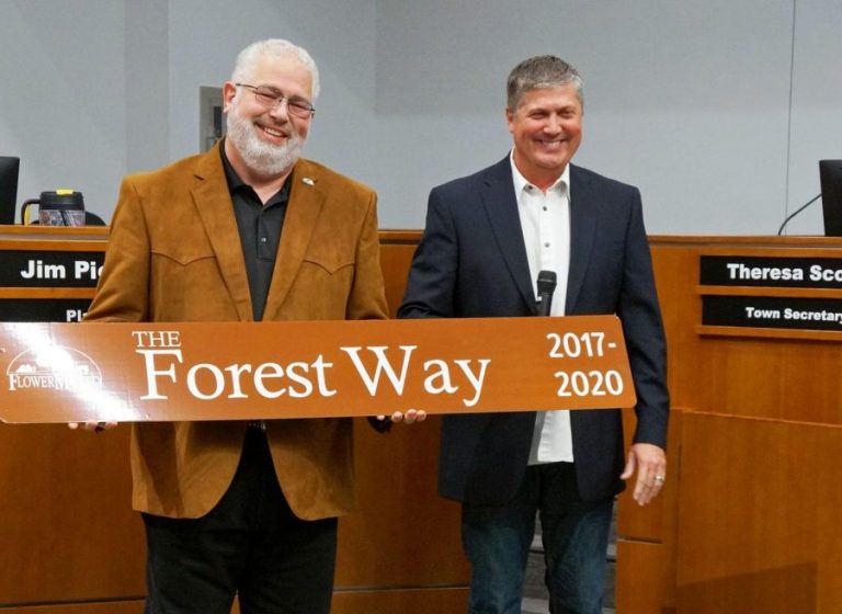 Flower Mound recognizes Forest, swears in Sharma, Martin