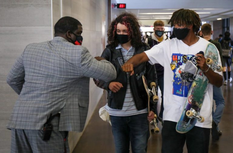 Denton ISD families plan student sit-out over mask policy