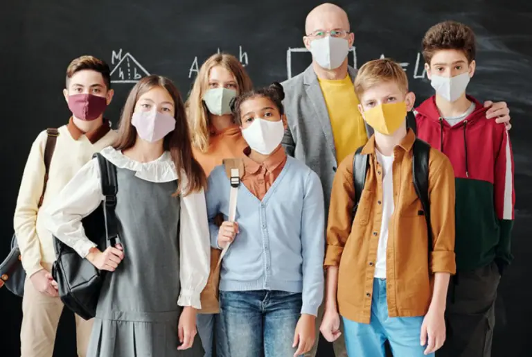 Texas teachers, child care workers now eligible for COVID-19 vaccine