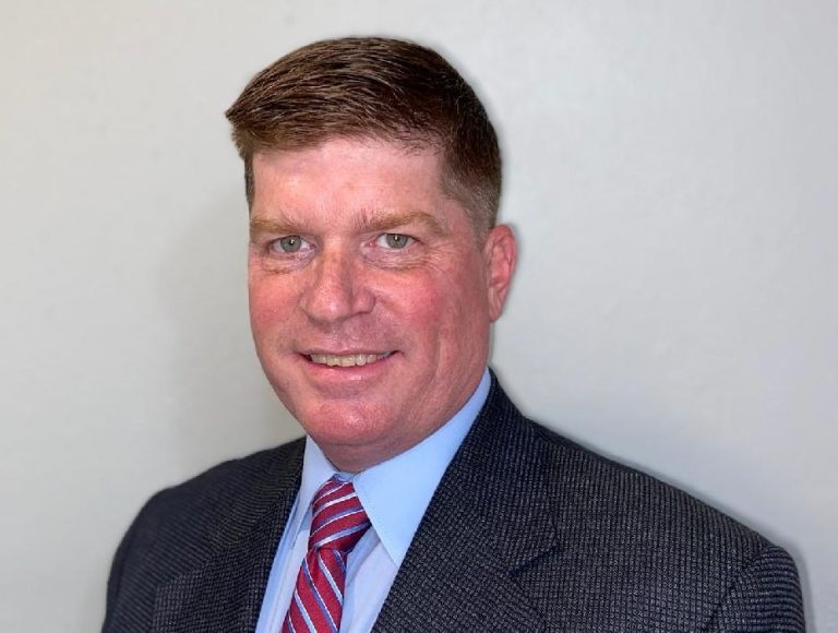 Justin hires new city manager